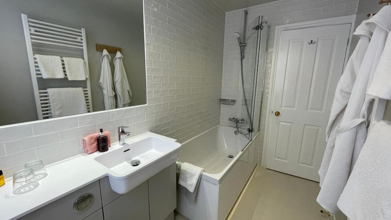 Yorke Lodge Bed And Breakfast Canterbury Eksteriør billede