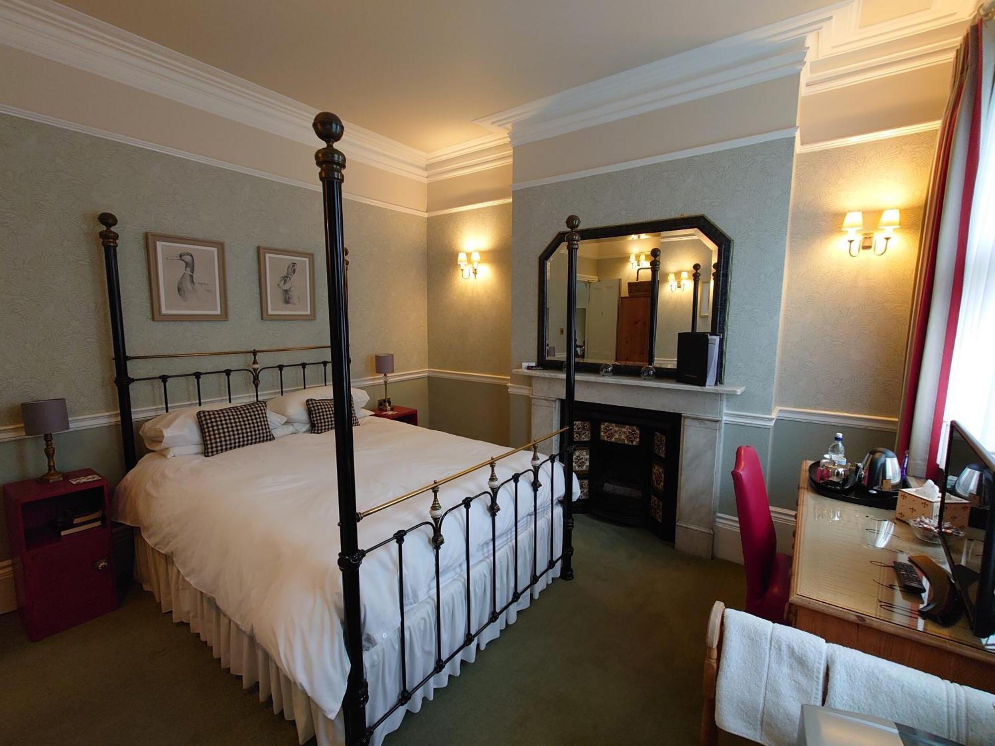 Yorke Lodge Bed And Breakfast Canterbury Eksteriør billede